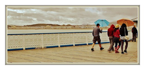 sea sky people wales canon landscape coast pier seaside unitedkingdom candid umbrellas llandudno cannon600d