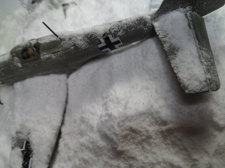 La Dame de la neige [Heller Heinkel 112 + diorama] 14699998693_dd709be298_o