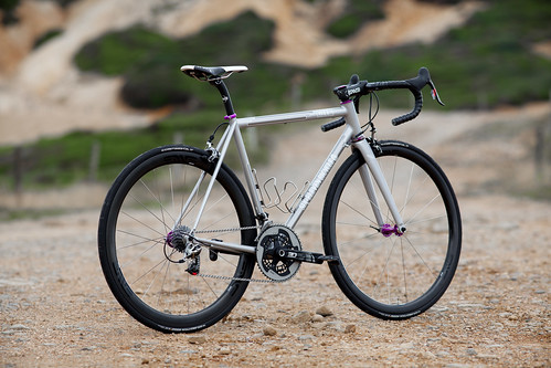*SIX-ELEVEN BICYCLE CO.* road complete bike