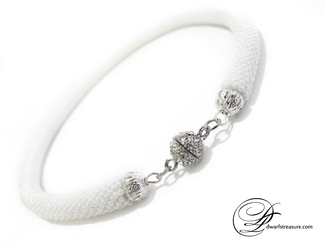 Classy delicate white beaded crochet necklace