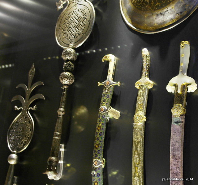 the Topkapı Palace Museum weapons collection