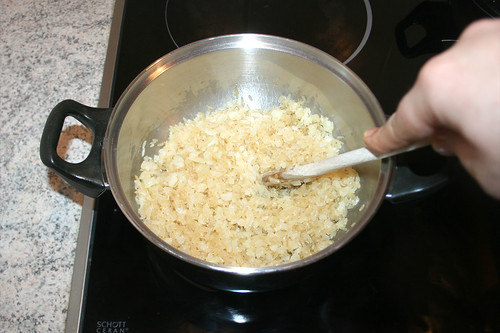 40 - Reis glasig andünsten / Braise rice lightly