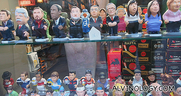 Caganer (shitter) figurines of world leaders and celebrities 