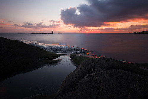 ocean sunset sea lighthouse pool clouds göteborg coast sweden dusk gothenburg cliffs sverige canonef1740mmf4lusm hönö öckerö västragötalandcounty canoneos6d klåva klova