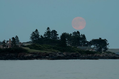 ocean moon maine moonrise myfave 2014 faved higginsbeach supermoon heylookatthis afsdxvrnikkor55300mm4556ged july2014