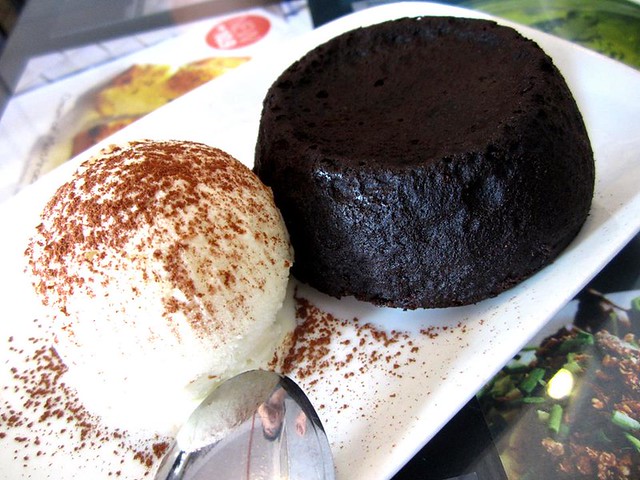 Noodle House chocolate lava cake 1