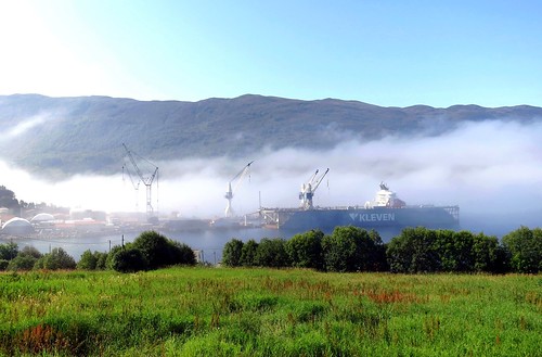 sunlight mountains norway fog canon bay europe meadow fjord shipyard dockyard møreogromsdal gurskøya