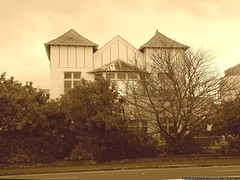 Derelict building on grounds of old National Hospital, Auckland