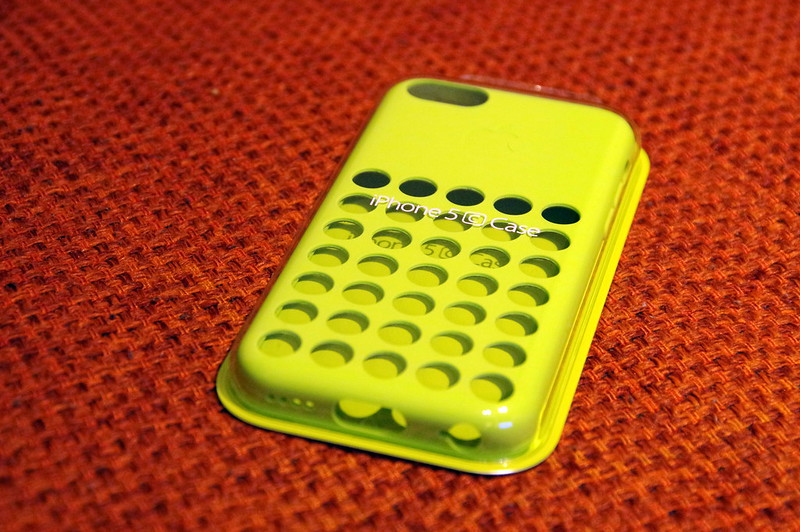 Apple 純正 Iphone 5c Case を購入 ブルーの本体にグリーンのケースを装着しています Review Taka P P R S Tech