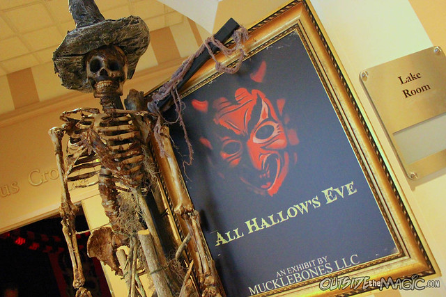 Mucklebones Halloween museum at Spooky Empire May-Hem 2014
