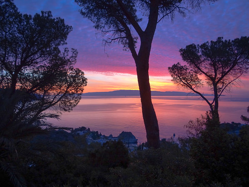 morning sea italy silhouette sunrise mediterranean sicily taormina straitsofmessina