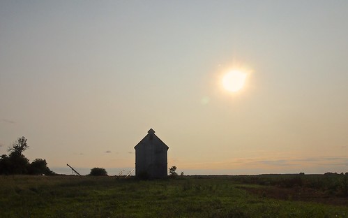 sunset field barn illinois dusk farm prairie