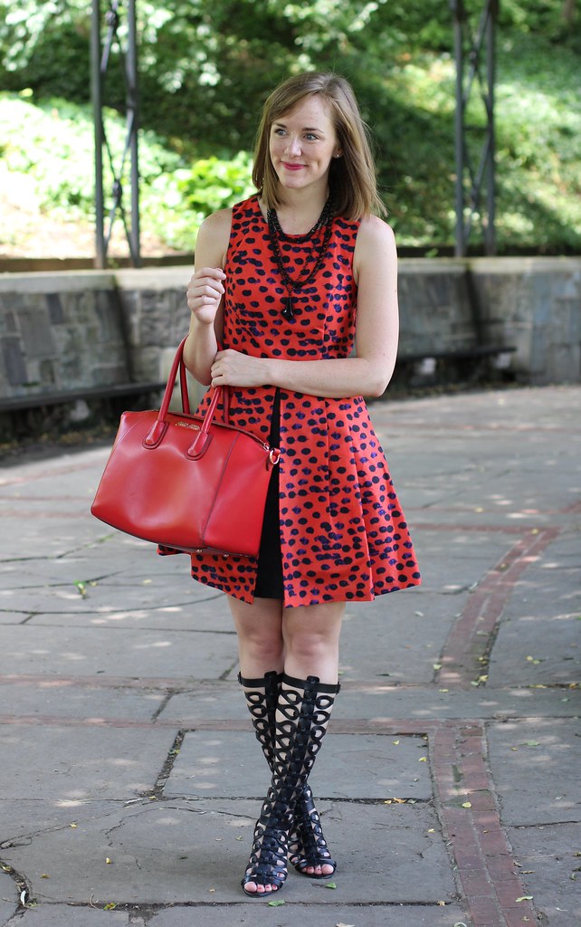 The Right Shoes blog spotted dress & gladiators