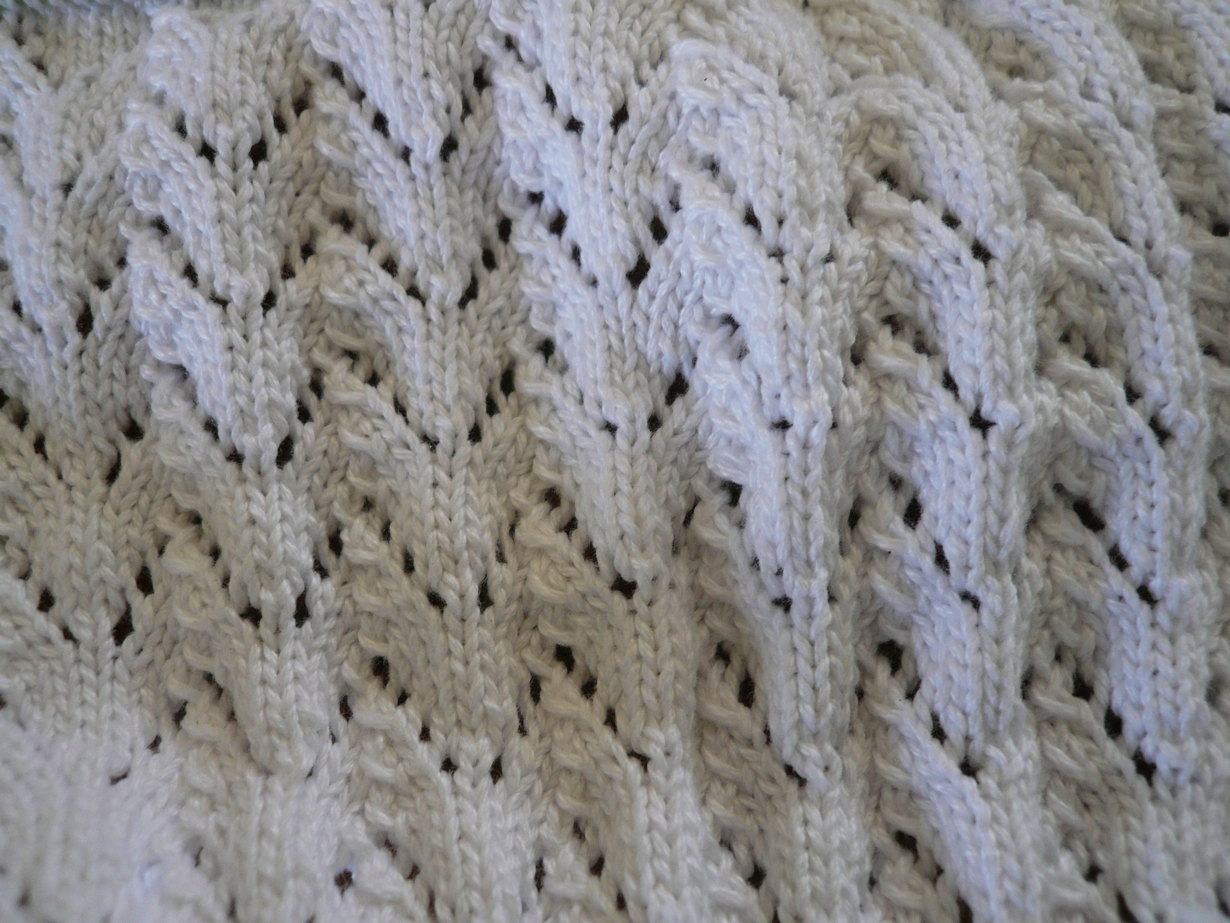 Lacy pattern for Sasha dress - white