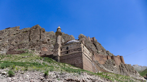 ruin mosque anatolia doğubeyazıt easternturkey ishakpashapalace ishakpaşasarayı anatolianplateau leicadlux6 dlux6 urartiancastle