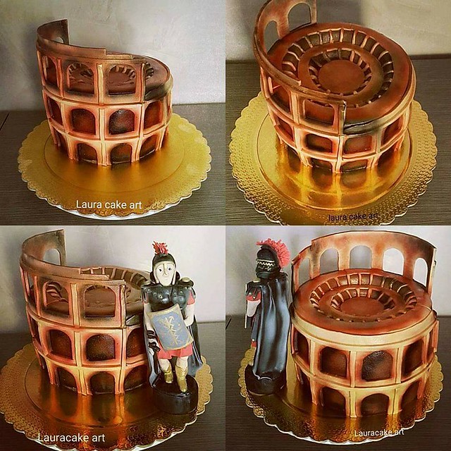Colosseo Cake by Laura Orsini of laura cake art