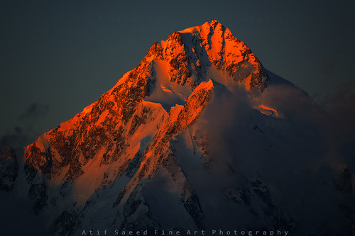 pakistan sunset mountain glow karakoram trivor