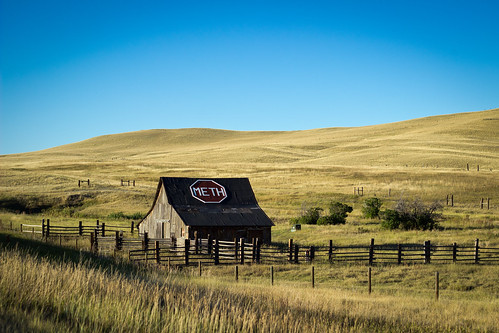 old barn montana prairie