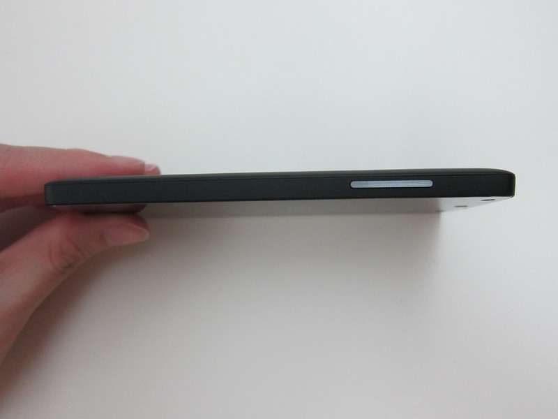 Nexus 5 - Left