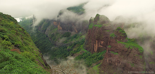 morning panorama cloud india green horizontal clouds landscape monsoon maharashtra westernghats 2014 puneoutskirts tamhinighat kundalikaghat