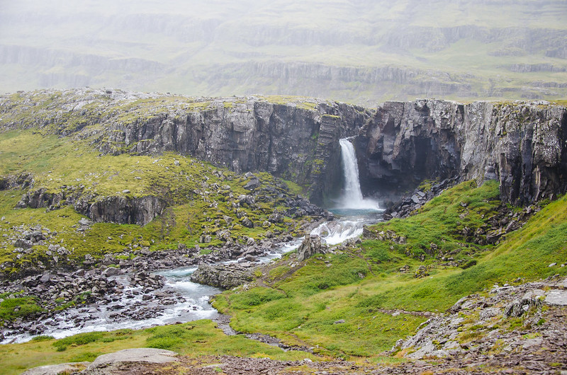 Islandia o como viajar al planeta del hielo y el fuego - Blogs de Islandia - Día 8: Llueve sobre mojado (4)