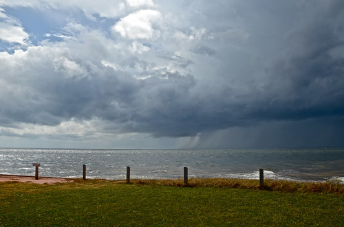 canada storm water rain clouds landscape nikon day princeedwardisland stormclouds pointprim d7000 nebulous1