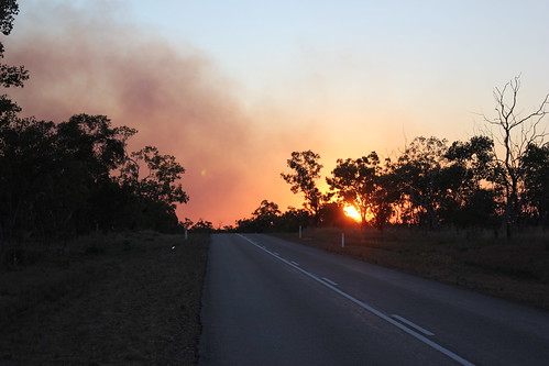 australia nt edith katherine burnoff fire smoke travel