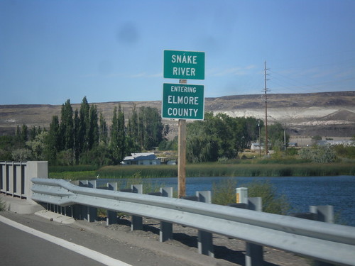 sign idaho snakeriver countyline elmorecounty biggreensign id51