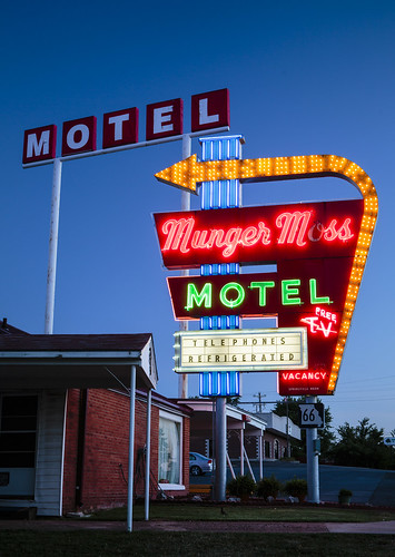 "Munger Moss" Motel sign Missouri "Leclede County Missouri" "Route 66" "Route 66 Missouri" signs neon "Neon Sign" "vingtage sign" vintage "old route 66" "Lebanon Missouri" Lebanon Notley "Notley Hawkins" 10thavenue http://www.notleyhawkins.com/ "Missouri Photography" "Notley Hawkins Photography" "Rural Photography" 2014 July Midwest "Rural USA" evening "blue hour" night nocturne "long exposure" "The Blue Hour"