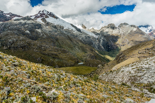 mountains peru nationalpark valley andes huascaran cordillerablanca