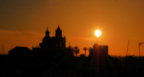 españa sol canon de atardecer sevilla spain arquitectura torre perfil iglesia palmeras andalucia puesta utrera