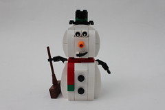 LEGO Seasonal Christmas Snowman (40093)