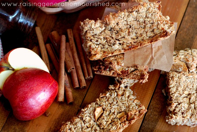 Apple Harvest Breakfast Bars :: Gluten, Egg, Dairy, & Refined Sugar Free