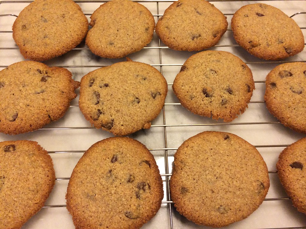 nytimes almond flour chocolate chip cookies