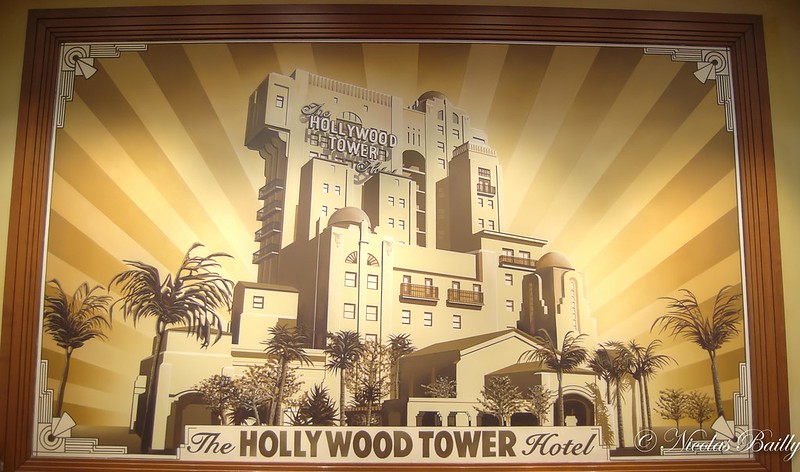 Hollywood Tower Hotel Paint