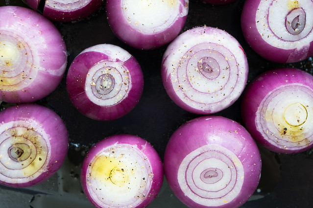 seasoned red onions for roasting