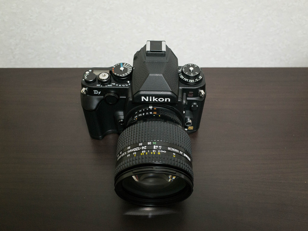 Nikon DFで使っているレンズ（標準ズーム編）：Ai AF ZOOM NIKKOR 24-120mm F3.5-5.6D IF