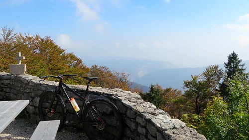 mountain bike view ride kiddangerous montoz 44bikes 04102014