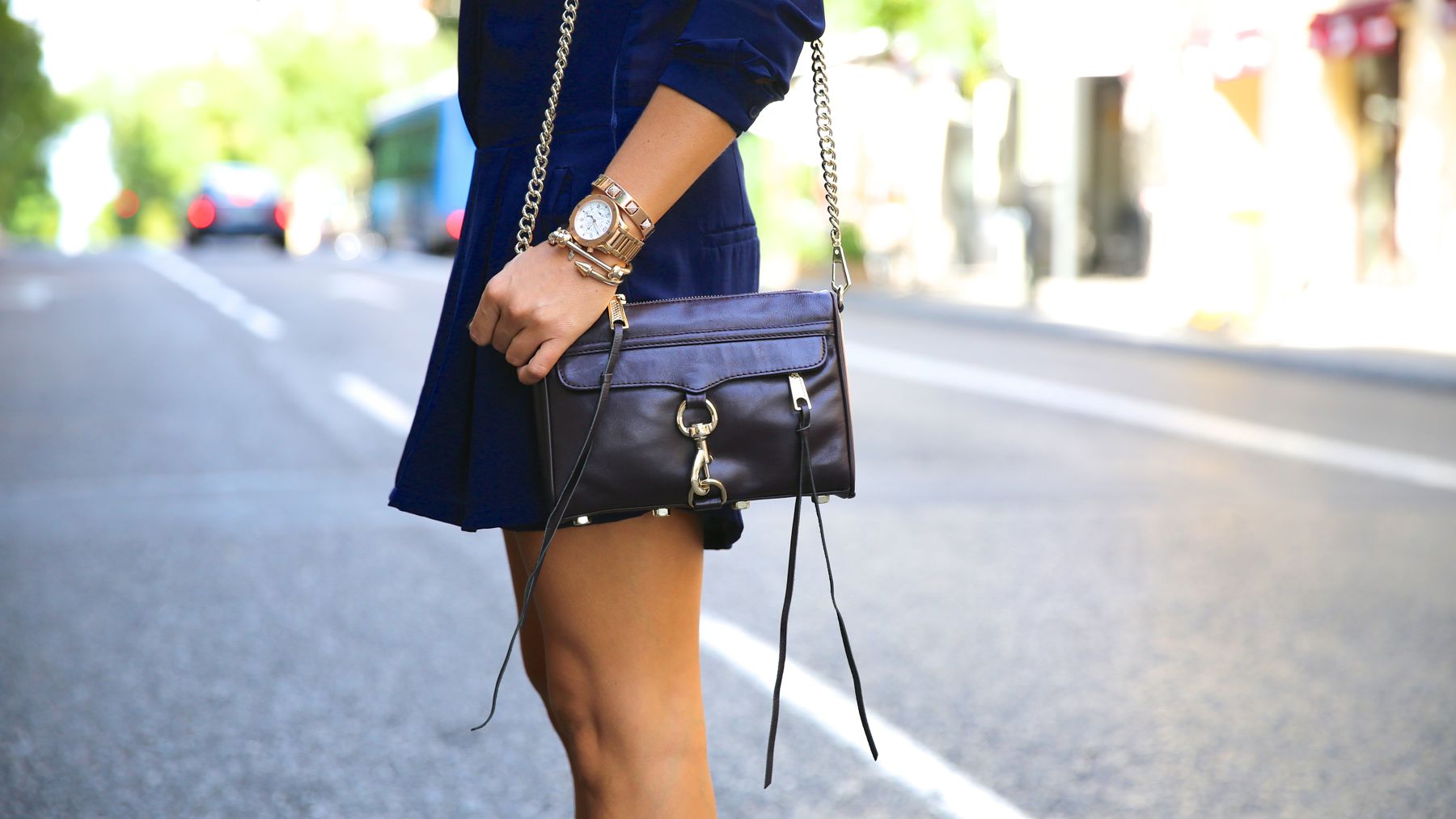 trendy_taste-look-outfit-street_style-ootd-blog-blogger-fashion_spain-moda_españa-fashion_pills-mono-overall-booties-botines-azul-blue-casual-2