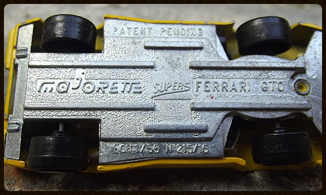 N°215/16 Ferrari GTO. 15571148201_756c65f776_z