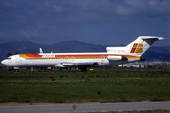 Iberia B727-256 EC-CFI BCN 31/03/2001