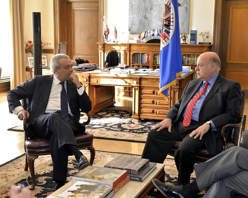Secretario General de la OEA se reúne con Secretario de Estado de Telecomunicaciones de España