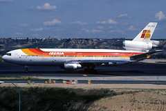 Iberia DC-10-30 EC-CEZ MAD 04/04/1999