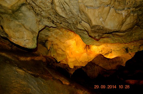 walking rocks tour tennessee forbidden cave guide caverns bats sevierville grottos astream parklingformations andnaturalchimneys