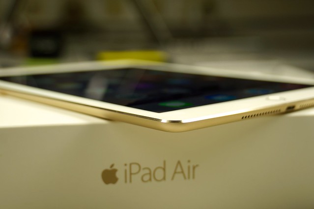 Photo:Apple iPad Air 2_8 By:TechStage