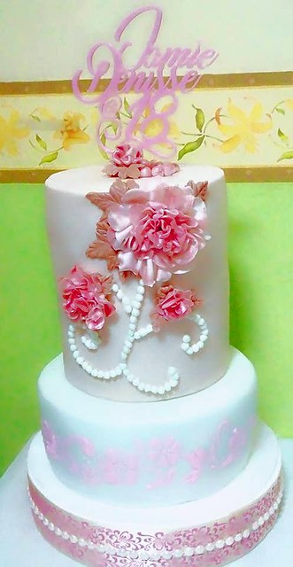 Bohemia Floral Theme Debut Cake by Evangeline Laguinday Orfano‎