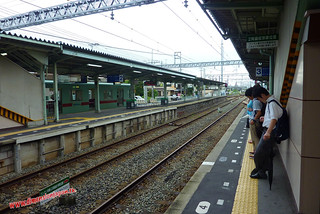 P1060368 Una desconocida estacion al pasarnos de parada (Fukuoka-Dazaifu) 12-07-2010 copia