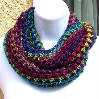 Infinity scarf Autumn jeweltones crochet 101714-003