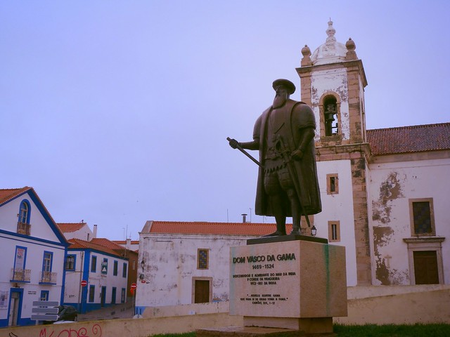 Estatua de Vasco de Gama en Sines (Costa Alentejo, Portugal)