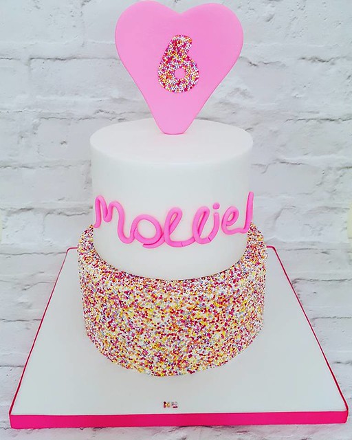 Cake by Naomi Noble of Noble Bakes